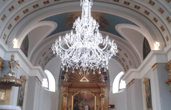  creation-lustre-eglise 